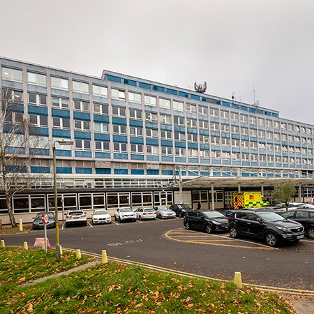 Tamlite Crawley Hospital building exterior image