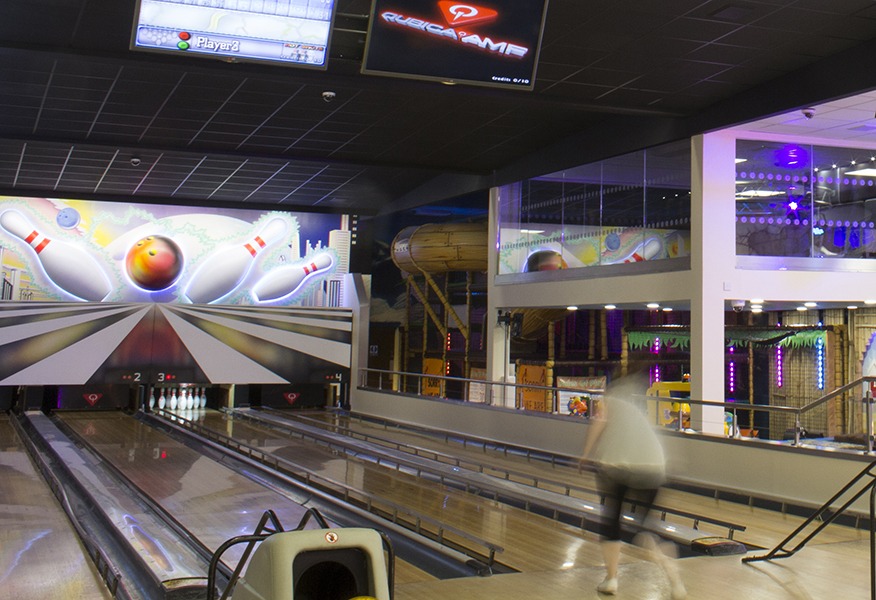 Tamlite Potters Leisure Resort bowling alley LED lighting