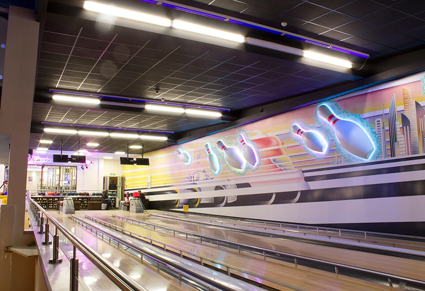 Tamlite Potters Leisure Resort Great Yarmouth bowling alley LED lighting