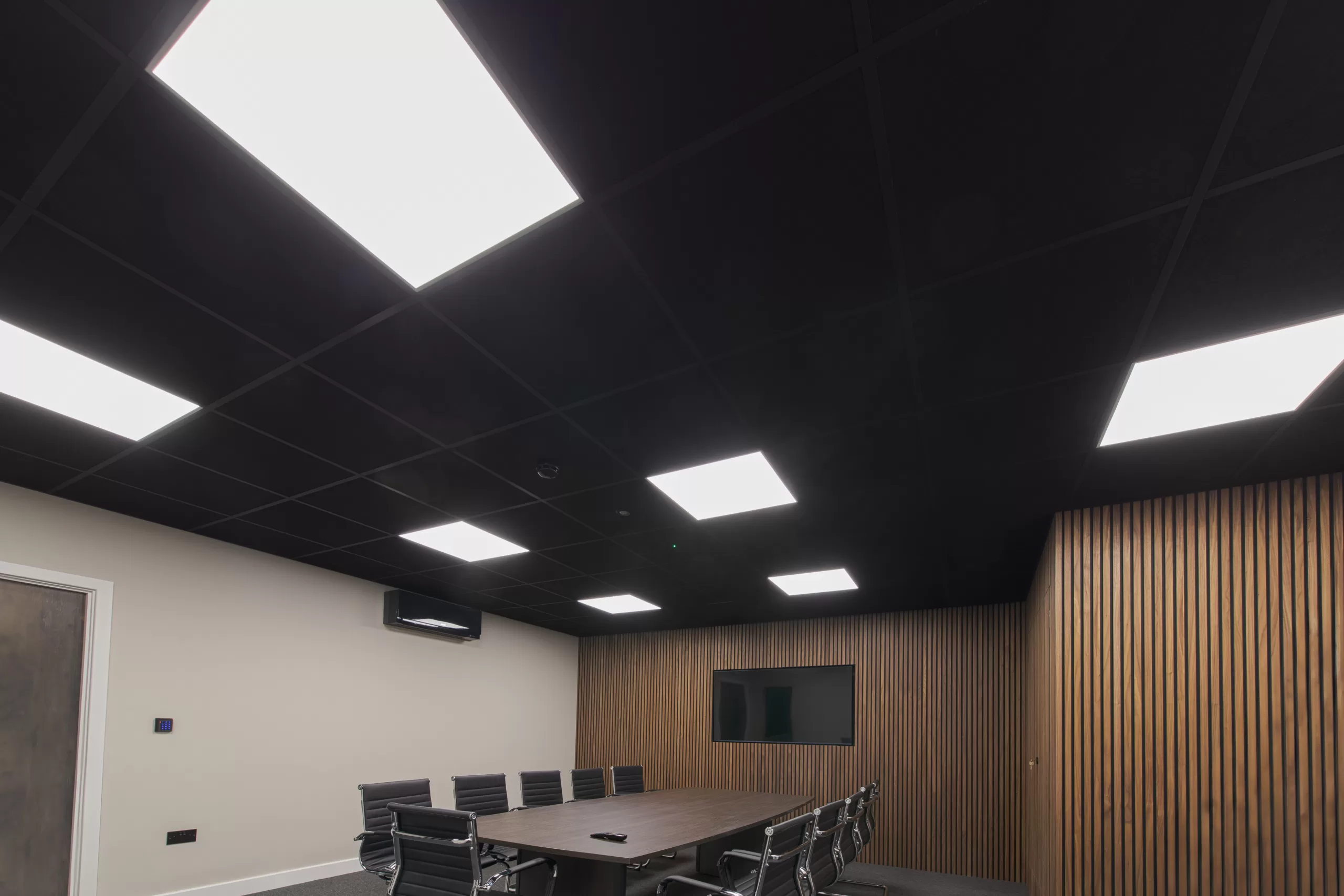 Ignis meeting room panels