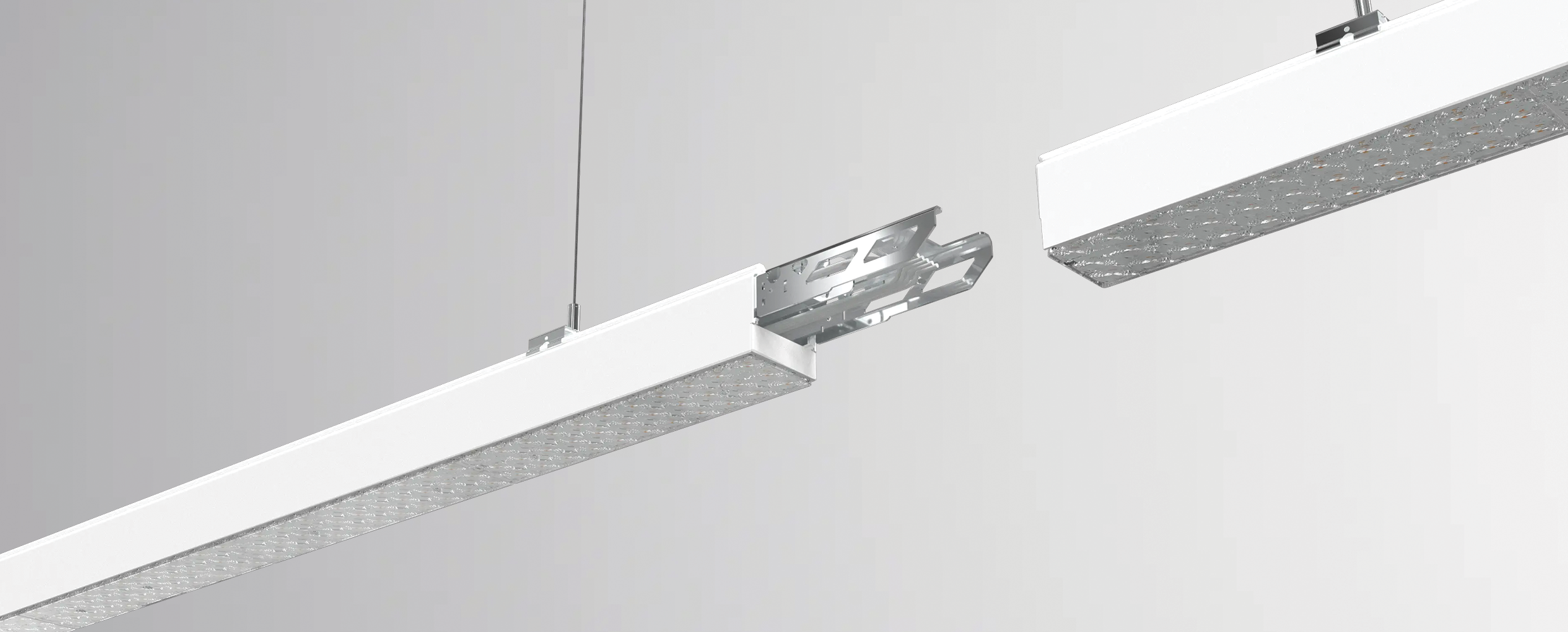 Connecting linear lighting