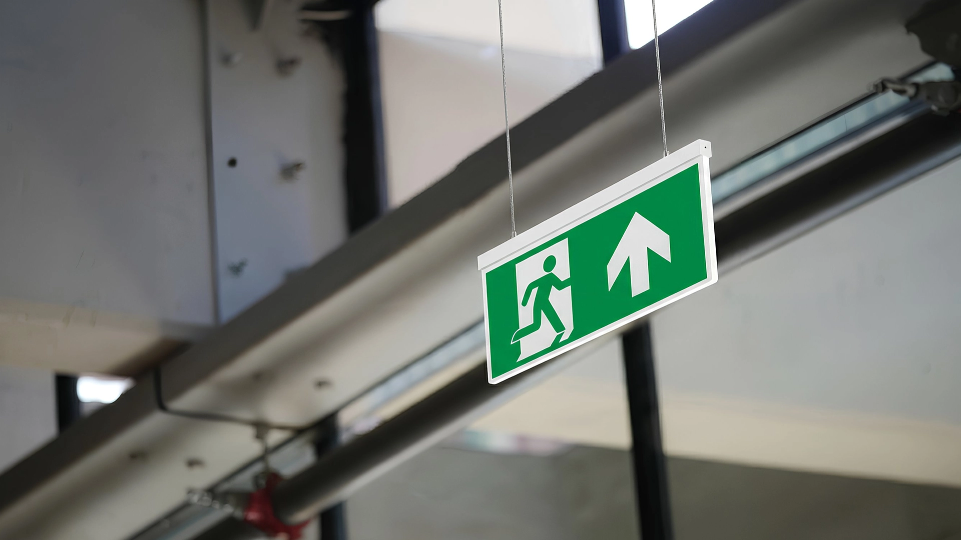 Emergency lighting CPD Tamlite